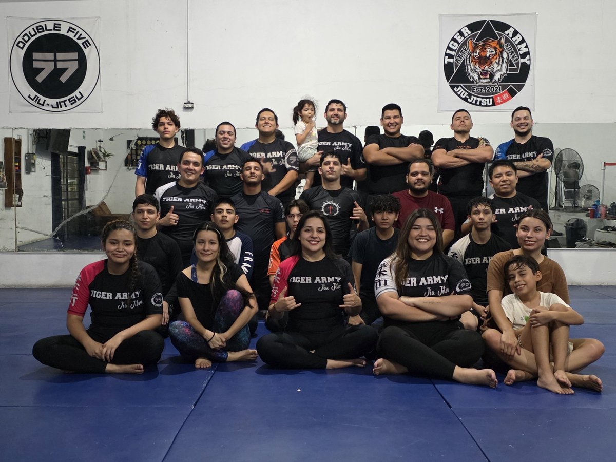 TigerArmyBJJ's tweet photo. Tiger Army Jiu-Jitsu 

(23/SEP/26´) 

#TigerArmyJiuJitsu #Bjj #BrazilianJiuJitsu #JiuJitsu #BjjMonterrey #Grappling #DoubleFiveJiuJitsu https://t.co/WavupNtzEm