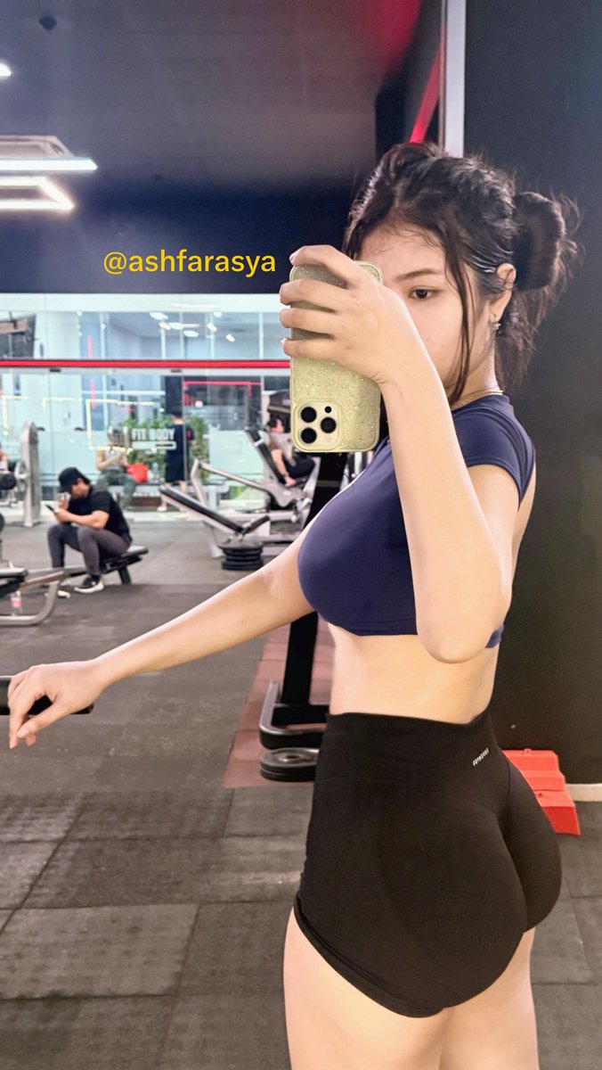 ashfarasya's tweet photo. g tau kenapa, kalau selesai gym bawaan nya sngean mulu, apalagi habis legday😭 https://t.co/ibgyTuBCiL