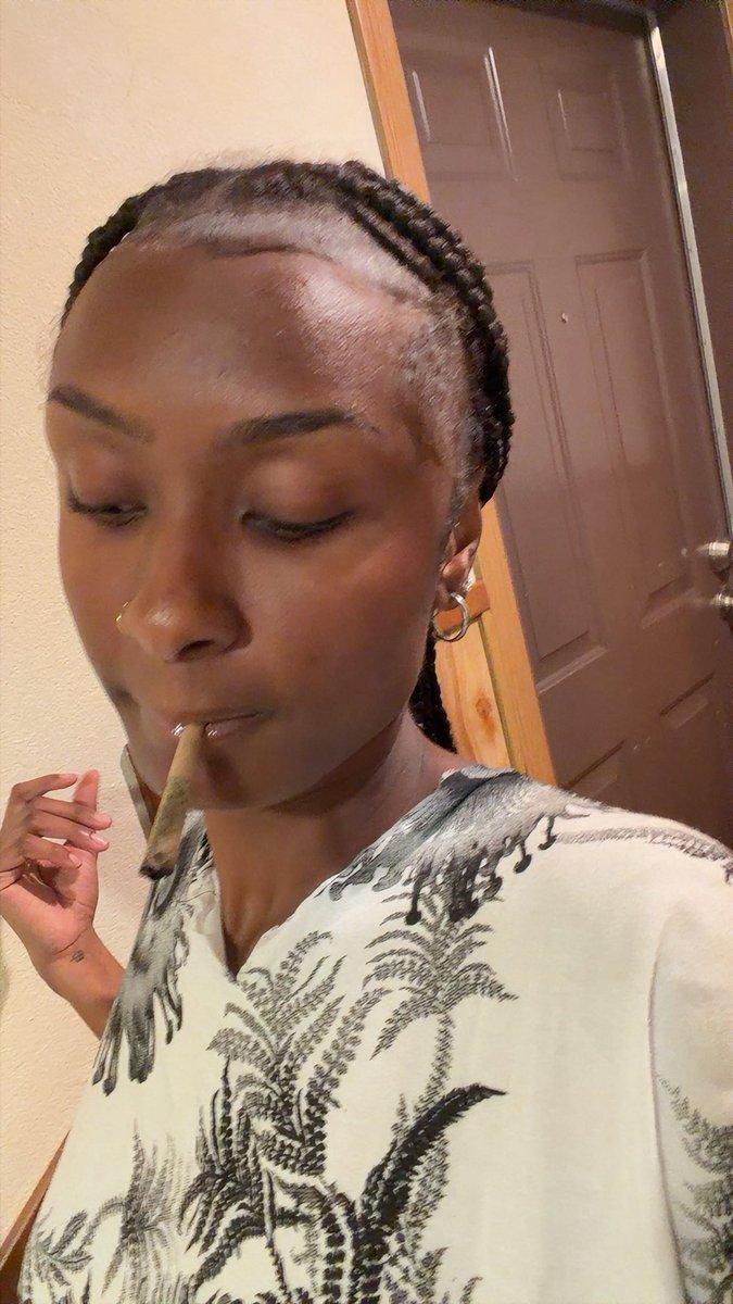 madallured's tweet photo. 420 erryday https://t.co/wf51nqnxoa