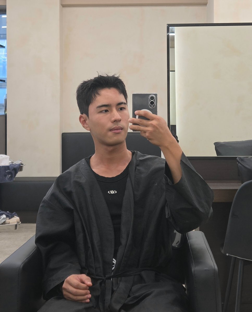 titanium_010110's tweet photo. https://t.co/JyAXDlRtLI

인스타 놀러와줘~~ https://t.co/j9R3dQjAkb