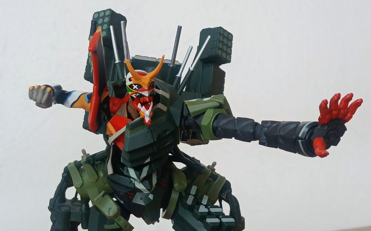 Desunutz1's tweet photo. Mechtember day 23
Feliz jueves,i wish i could say more about the eva 02 alpha,but i haven't seen all the rebuild films,but what i can say it's that this figure is awsome,for a bulky desing,this figure moves great,another great realease from robot spirits.
#toyphotography https://t.co/mJ0AI8wRY5