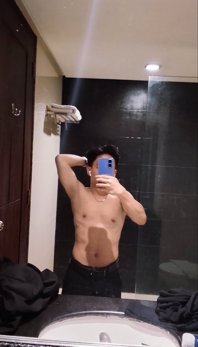 Faren0101's tweet photo. Hallo @PlatinumGigolo
Nama: Faren
Umur: 21th
Tb/Bb: 165/52
Good looking 
Tinggi, bersih, good attitude
FOTO DM ME ✉️
JABODETABEK
https://t.co/puLhhOCsxi

#gigolojakarta #gigolojakpus #gigolojakbar #tantekesepian #tantesange #gigolo #gigoloindonesia #gigolobekasi #cowokbayaran https://t.co/rdIIUIHIk5