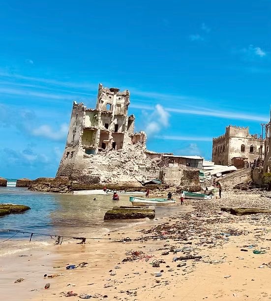 EndWokeness's tweet photo. 🇸🇬 Singapore was colonized until 1965
Average IQ in Singapore: 108

🇸🇴 Somalia was colonized until 1960
Average IQ in Somalia: 68

Spot the difference… https://t.co/2ClHMVC2qU
