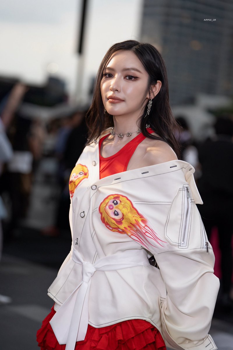Apple_LK927's tweet photo. 100% that vibe. 🔥

LOVE YOU MORE LK 24
#lookkaewkamollak https://t.co/azTJgEWWV3