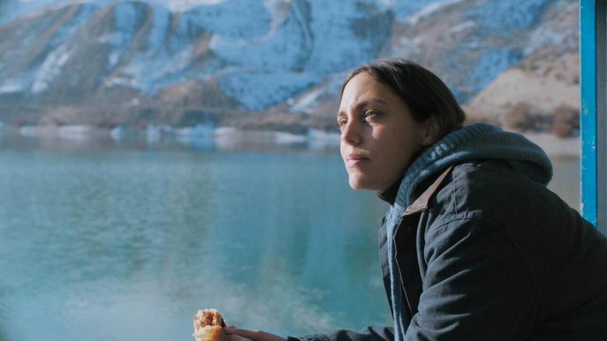 RFI's tweet photo. Festival de cinéma de San Sebastián: «Artakalan» de Yeşim Ustaoğlu, revenir aux sources pour mieux repartir
➡️ https://t.co/KxH8Hgl9T9 https://t.co/aczM9F8Qfp