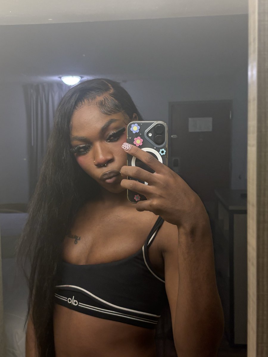 zaeetogaaa's tweet photo. Wsp up Bmore #baltimorefreaks #trans https://t.co/r5OjLUJZxu