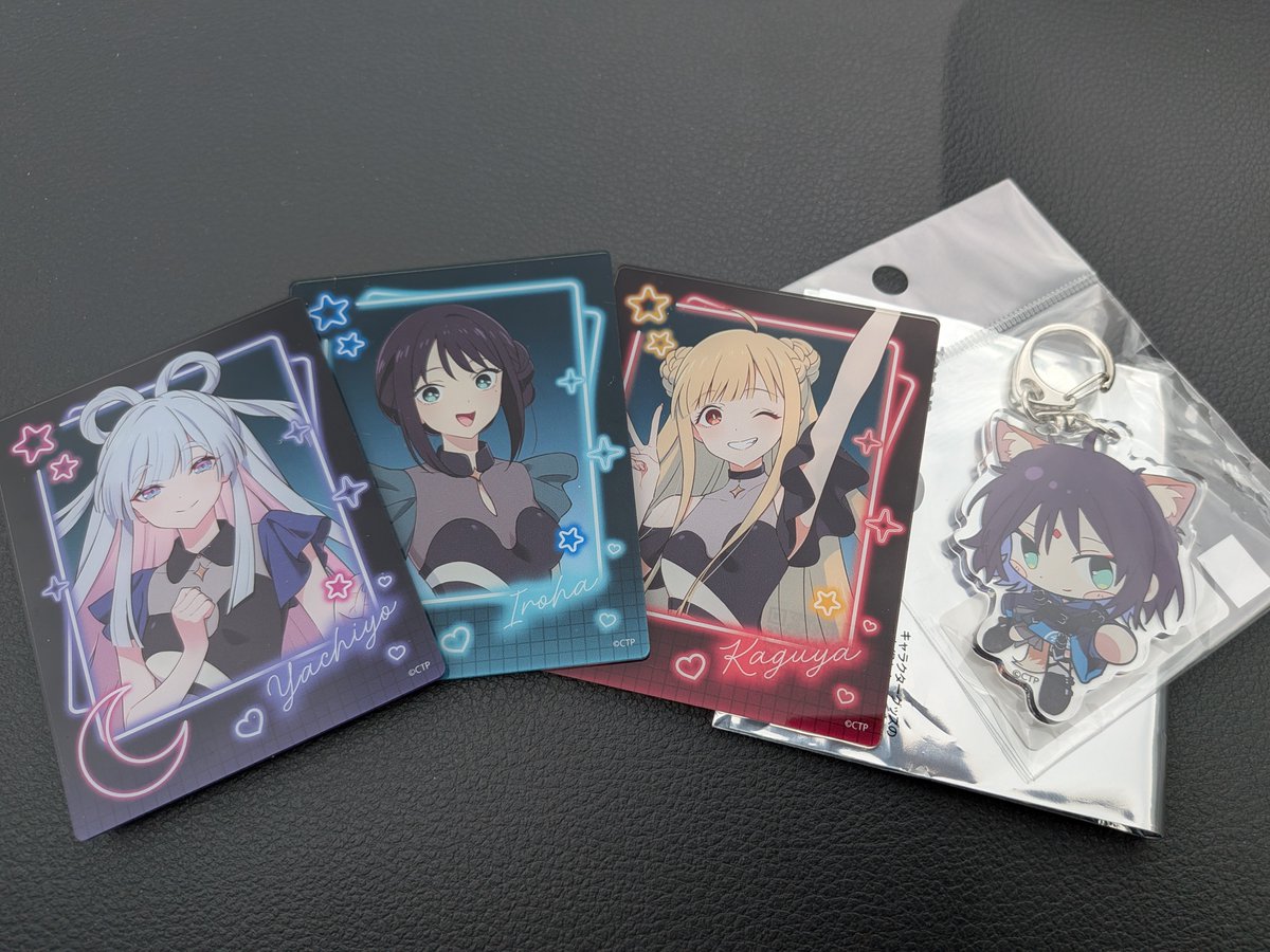 satufatty's tweet photo. ●Question●
オタクがアニメイトに行くと、
目的以外のグッズも購入してしまうので、注意しなければならない

◯か✕か

●Answer●
注意したところで、欲しいグッズがあれば買ってしまうのがオタクなので、無駄な努力である

よって答えは✕ https://t.co/iyf85iJUQn