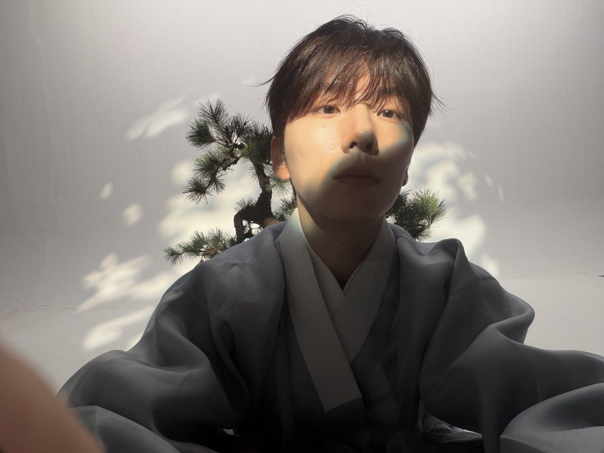 overluvofIM's tweet photo. 아니ㅋㅋㅋㅋㅋㅋㅋㅋㅋ
이거 너무 핸드폰 뺏은 햄스터 구도야ㅋㅋㅋㅋㅋㅋ https://t.co/IOZBIAQ0wV