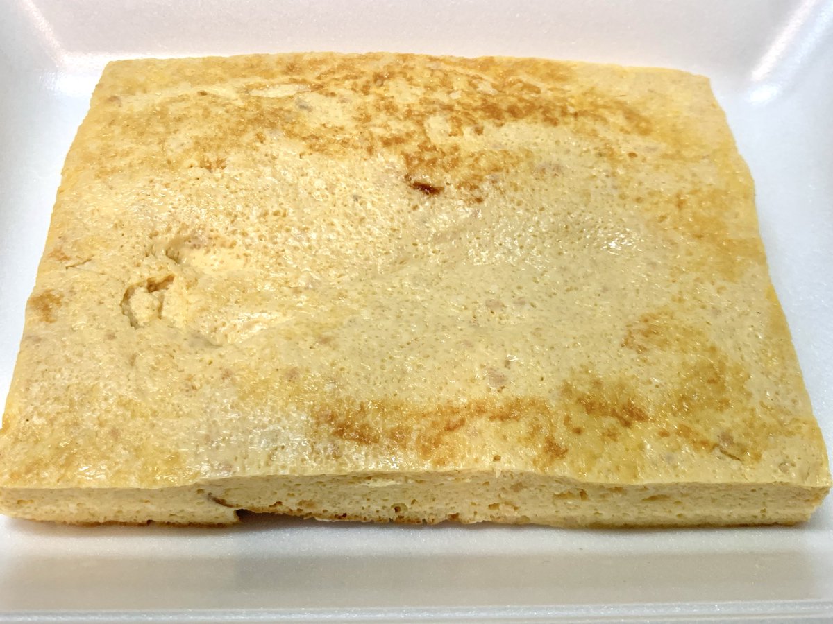Masked_Nusi's tweet photo. 昨日、プランターのオカワカメが大きくなっていたので、おひたしにして食べました。
あと、水切り豆腐と卵で厚焼き。
これだけならヘルシーね。 https://t.co/KcfhocW66f