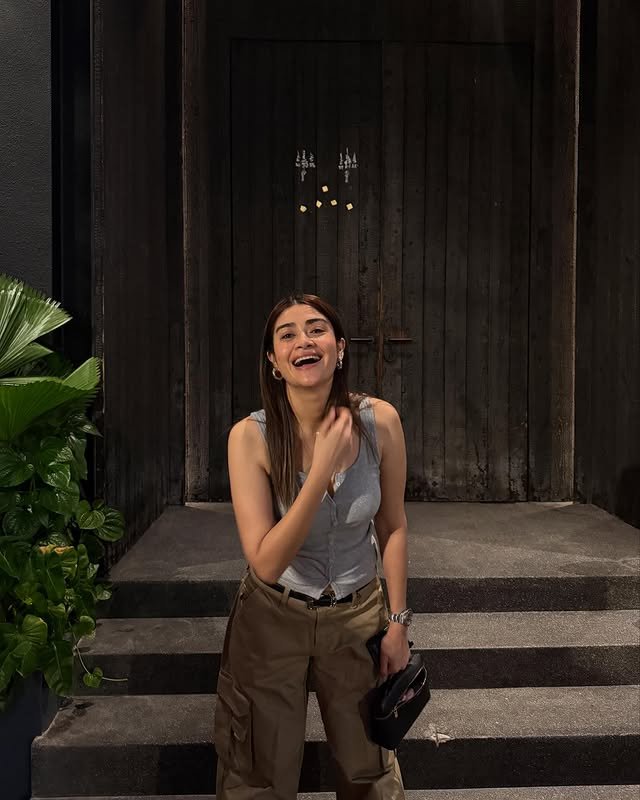 ckrphnhkws23508's tweet photo. สุดท้าแล้วจ้า รอเจ้แจงหลังก่อนเดียวแอบถ่ายมาไห้ชม https://t.co/zuvkuITjnp