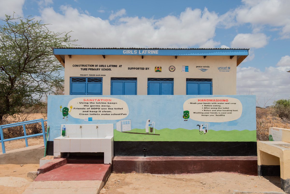 UNICEFKenya's tweet photo. Thanks to funds from @IrlEmbKenya, @UNICEFKenya in partnership with @PeaceWindsJA, has constructed facilities in Ture Primary in Garissa, connecting the school to piped water, providing safe sanitation &amp; clean water for learners.

#ForEveryChild, clean water and safe sanitation. https://t.co/etqsR2u7Rt