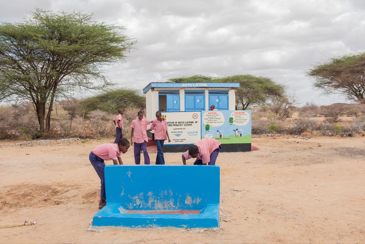 UNICEFKenya's tweet photo. Thanks to funds from @IrlEmbKenya, @UNICEFKenya in partnership with @PeaceWindsJA, has constructed facilities in Ture Primary in Garissa, connecting the school to piped water, providing safe sanitation &amp; clean water for learners.

#ForEveryChild, clean water and safe sanitation. https://t.co/etqsR2u7Rt