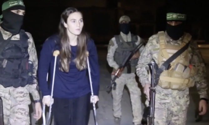 xflfpls's tweet photo. @fakekhazarian @pakikomori Israeli girl crippled after letting 4 Palestinian hamas members fuck her pussy all night https://t.co/jDDSpmcgdj