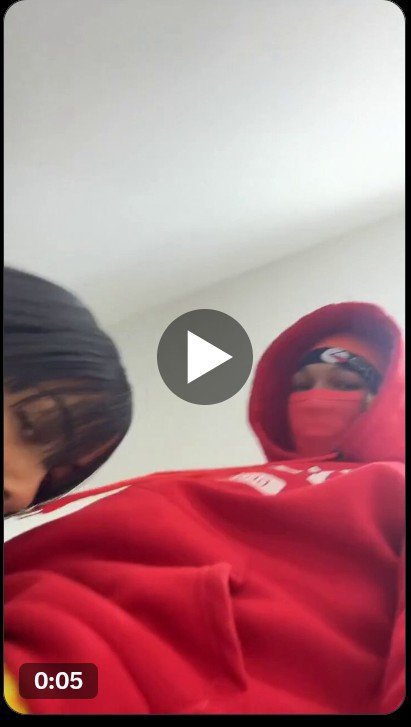 kiibarki's tweet photo. This bestie 17 minutes : 34 seconds video is getting viral 💀😭 https://t.co/Bk8MlUz6qY