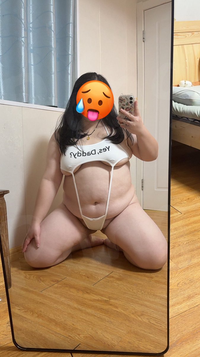 Pangws7i1's tweet photo. Yes，Daddy？#母猪 #发情 #女大学生 #骚逼 #贱货 #反差 #bbw #大奶子 #几把套子 #母畜 https://t.co/tKrbSdNUU4