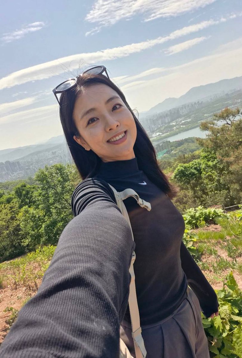 LeeSumin162u's tweet photo. 명절 설겆이는
누가하는거?
#일상��𝕏친소  #오늘의기록 
 #���휴 #소소한행복  #카페인 https://t.co/sE2QJ1Talm