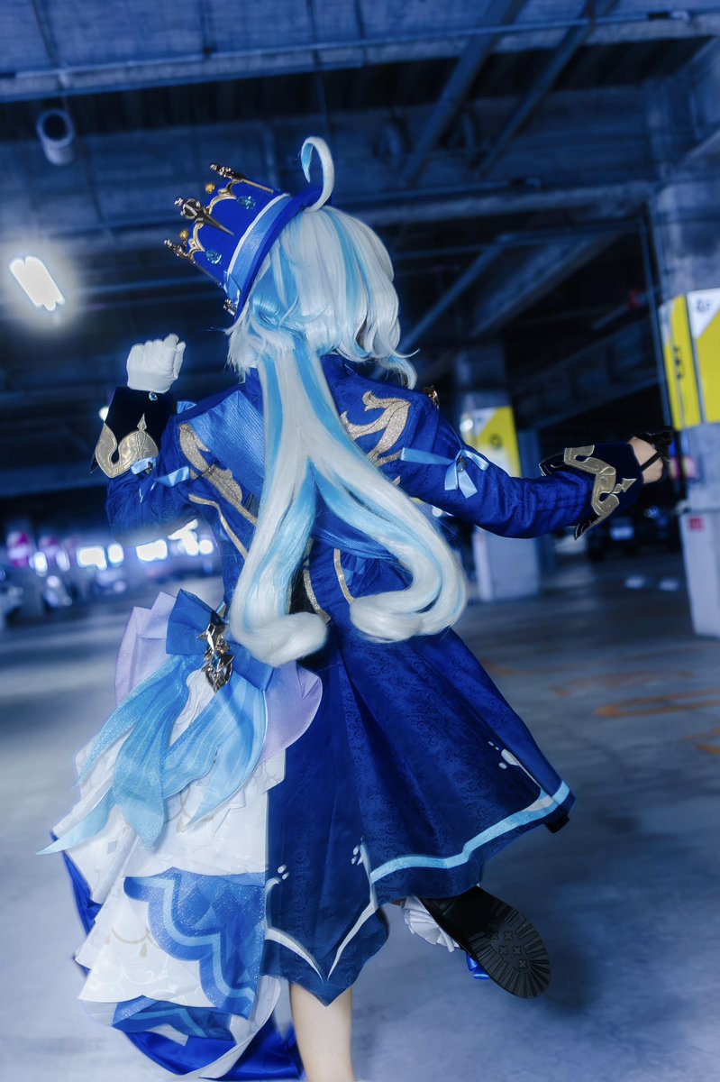 hoshikirei316's tweet photo. 【Cosplay/原神/フリーナ】
自慢の後ろ姿🫶
 #フリーナ  #フリーナコスプレ  #原神  #furina  #GenshinImpactㅤ https://t.co/75YfHNW9A6