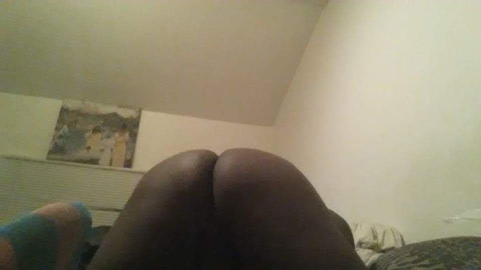 BeiWezt's tweet photo. Ugghhhh, I'm still up i need to be fukked 2 sleep https://t.co/TYGyy1DYrL
