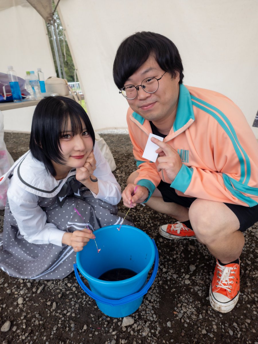 NOH_MINGI's tweet photo. まゆたと線香花火🎆

2、3枚目はオタクの顔いる？と思って切り抜いて見たけどいりますか？www

舌ペロ可愛い
#はかないゅ推し https://t.co/H3n6LYOmtu