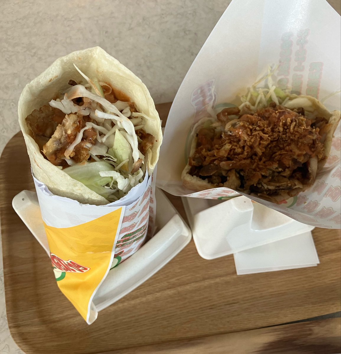 nagiumi's tweet photo. ものすごい量だし、美味しいし、
大満足！ https://t.co/yRcmcOUCwT