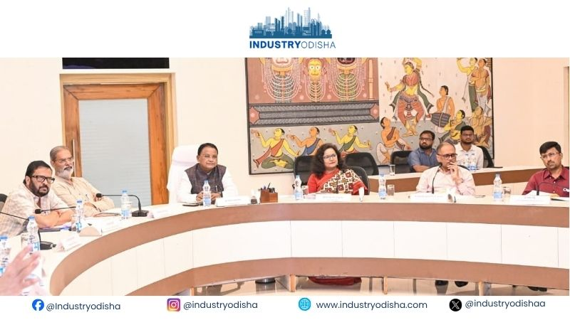 needsnochill's tweet photo. ₹2.47 lakh crore heading to Odisha💪

27 projects spanning AI, data centres, green energy, steel and advanced manufacturing.

Read more: https://t.co/DIxiZJMPNS https://t.co/7eEHPFiXD8
