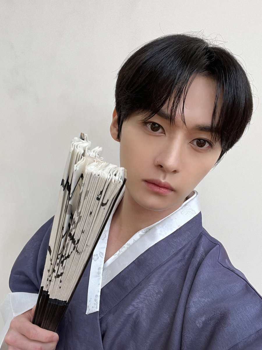 lk3ve's tweet photo. 아니이거작년인줄알앗는데 재작년이래;;
시간너무빠르네 다들안녕… https://t.co/yhEtiqq2U6