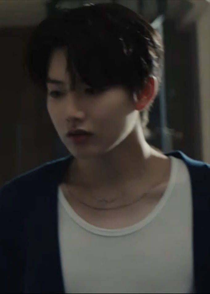 kyuhoer's tweet photo. lol they didn’t even give us a solo scene when junkyu looking this good https://t.co/QlCXvx8Qeb