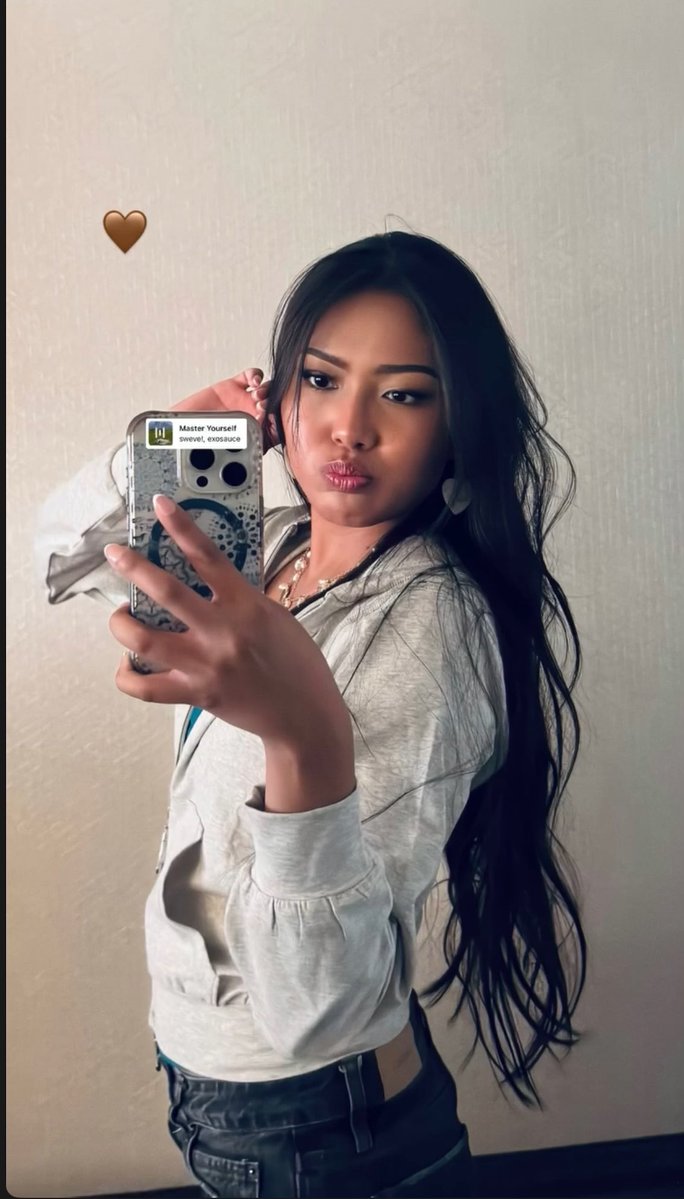 Farmingtonbad's tweet photo. Native baddie #farmington #NM #native #baddie https://t.co/kNDJIEzQ43
