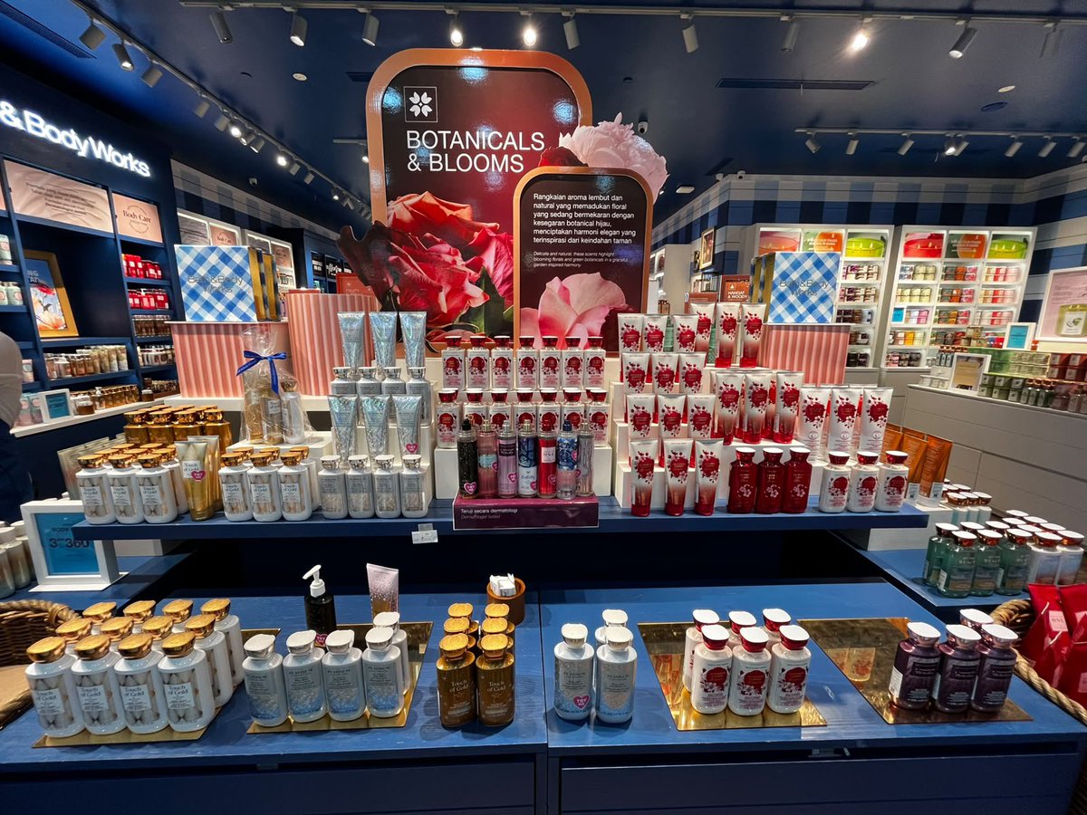 Cupcake_sss_'s tweet photo. Ada yg mau jastip bbw tak? 

💸 150k 
✅ incl jastip
✨ dom Jogja

Tag. Bath and body works titip sale jastip jogja murah https://t.co/RZEdXml4oA