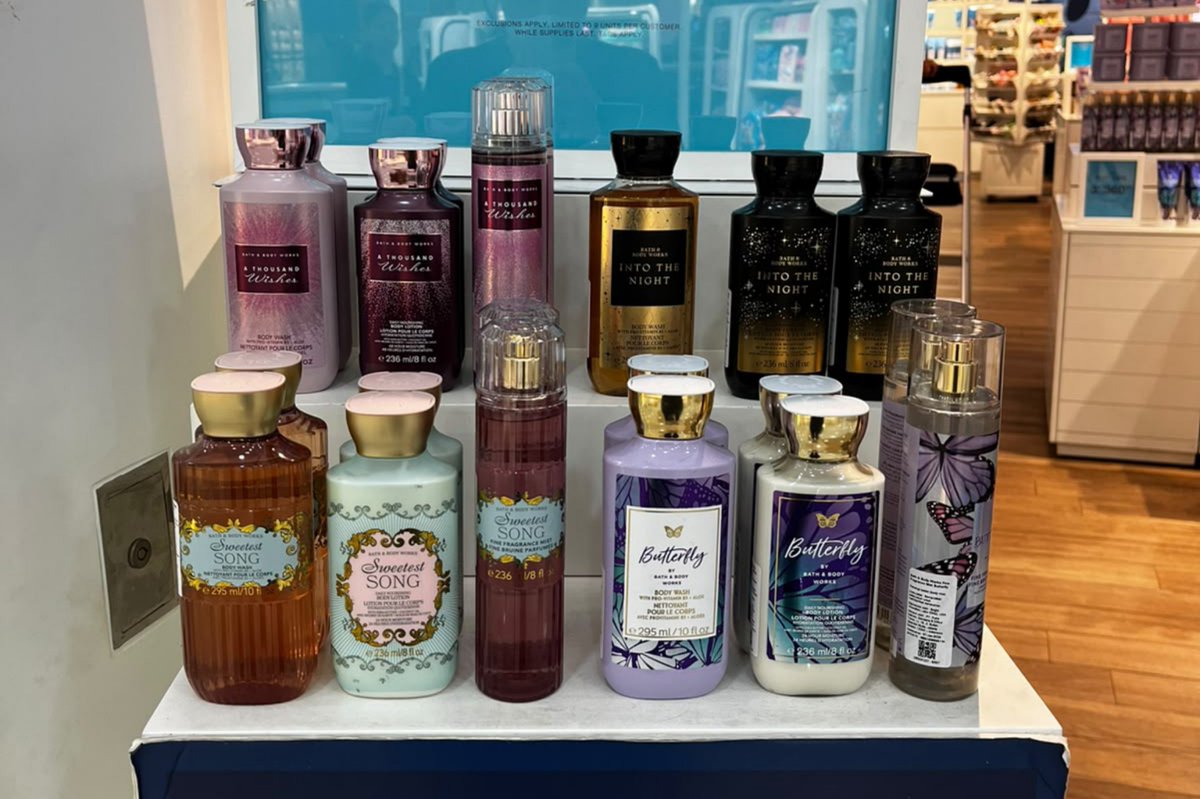 Cupcake_sss_'s tweet photo. Ada yg mau jastip bbw tak? 

💸 150k 
✅ incl jastip
✨ dom Jogja

Tag. Bath and body works titip sale jastip jogja murah https://t.co/RZEdXml4oA