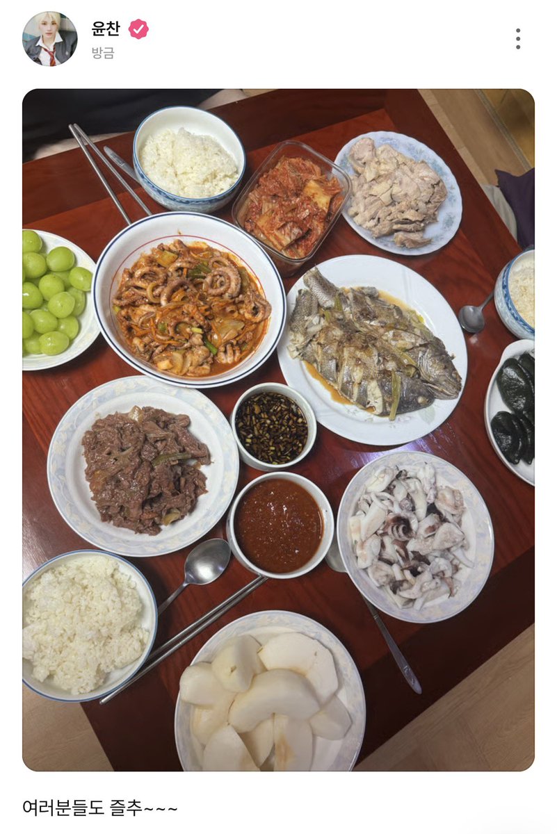 bbinluck's tweet photo. 윤찬이도 즐추 ~~~
밥마니머거랑 https://t.co/tqaxsPhMlB