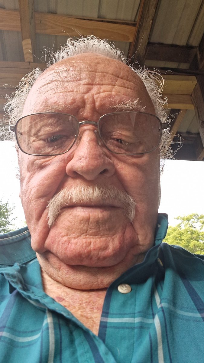 KORJOJ's tweet photo. I've got $200 

Are you real https://t.co/aIojPS0VvE