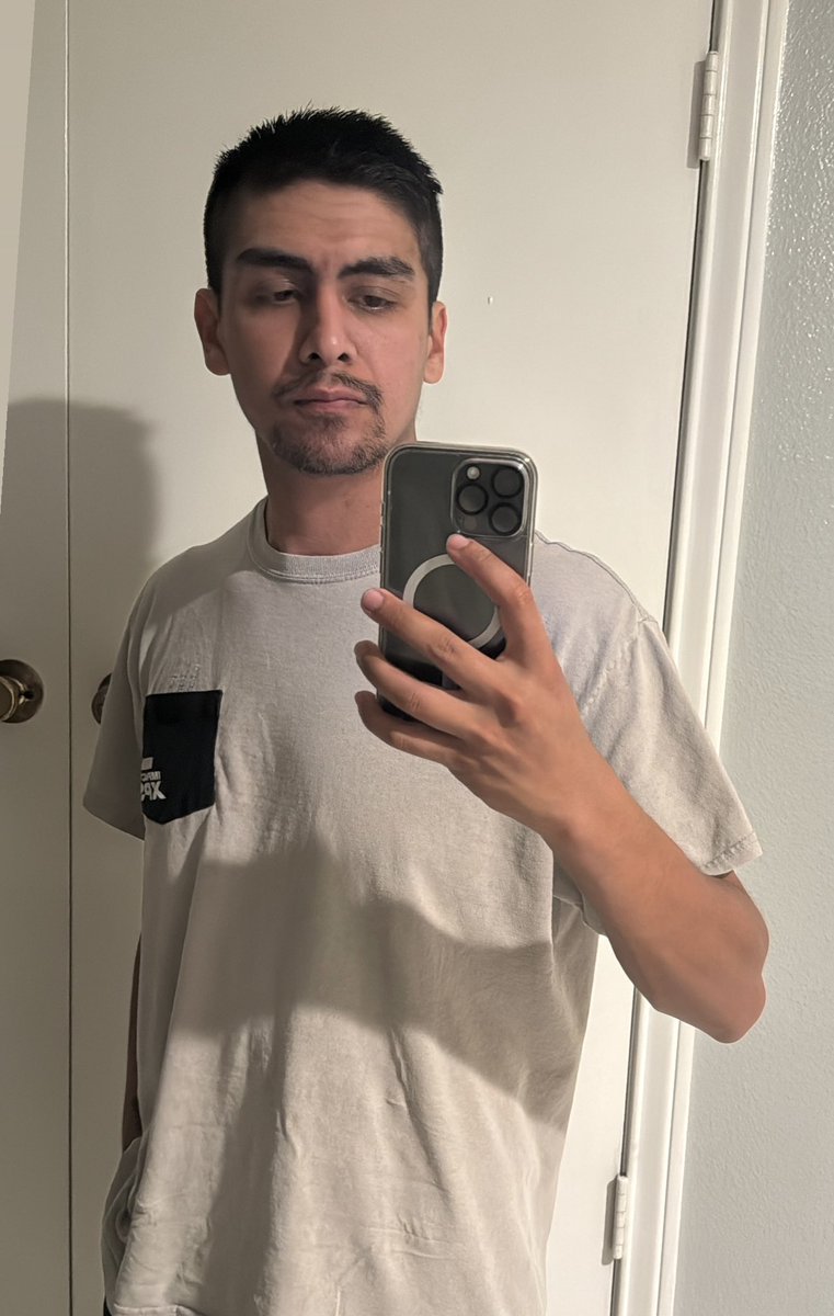Yourmainenemy1's tweet photo. Honestly came out better than expected and it’s been a year since I’ve done it https://t.co/NpJkjxWpeh