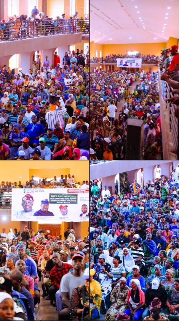 public_deskng's tweet photo. Today’s massive turnout reflects the growing political engagement around the APC in Oyo State. The 2027 and Beyond: Building Oyo APC Youth for Sustainable Success gathering brought together supporters, stakeholders, young people to discuss the future.

APC • BSA • 2027 &amp; Beyond https://t.co/Lhsuni9sqx