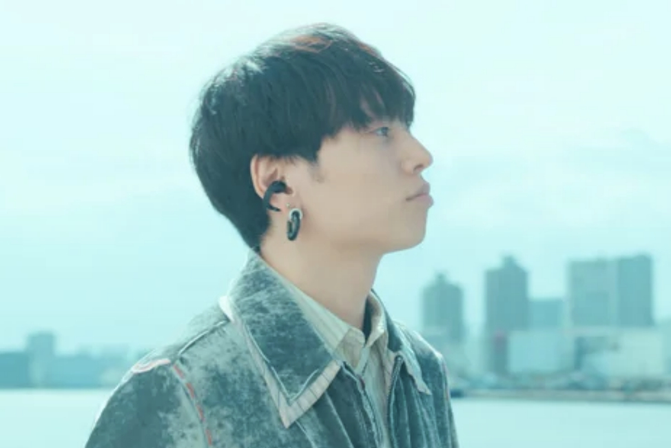 phileweb's tweet photo. ゼンハイザー「ACCENTUM Clip」をSaucy Dog 石原慎也が体験。スペシャルインタビュー公開 #SENNHEISER https://t.co/sQs9Jturot https://t.co/MU9a9jzZEQ