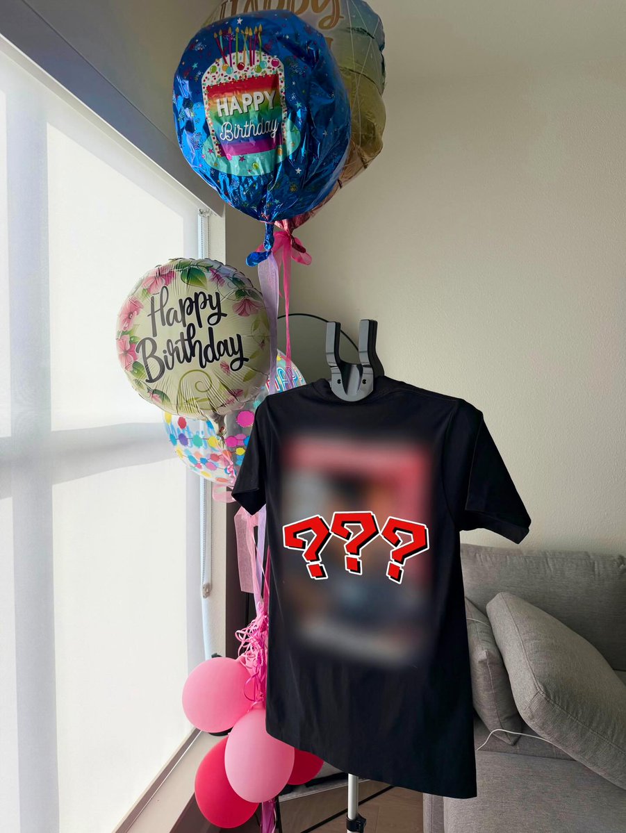 IngridNixe's tweet photo. Been working on exciting projects behind the scenes. To celebrate my birthday month, merch drops tomorrow, April 19 at 12 PM. Stay tuned for updates on our page. https://t.co/TBQprk57LP