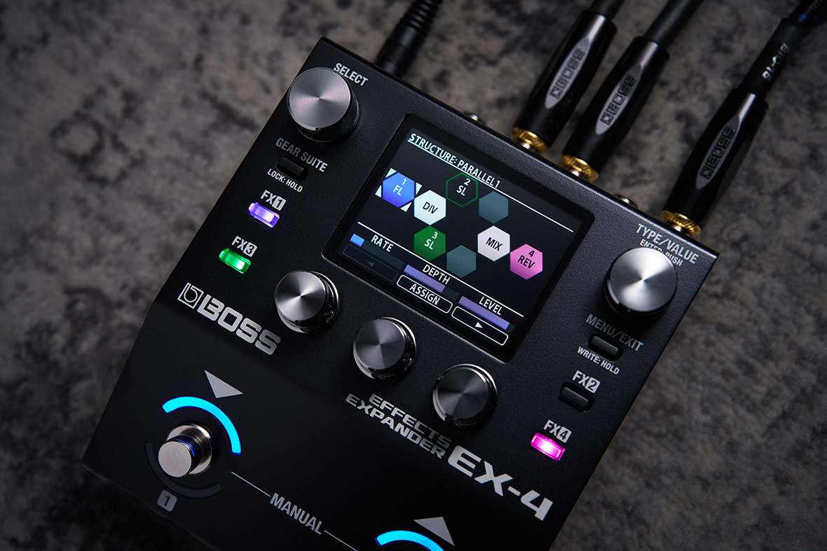 BOSS_jpn's tweet photo. 【EX-4 Effects Expander登場！】
EX-4は、数多くの高品質なBOSSエフェクトを省スペース設計の筐体に凝縮。ペダルボードの可能性を拡張するコンパクトなマルチ・エフェクト・ペダルです
#BOSS_jpn #EX4 #BOSS新製品
https://t.co/7ZY9h3bugz https://t.co/4CDYMI2yOd