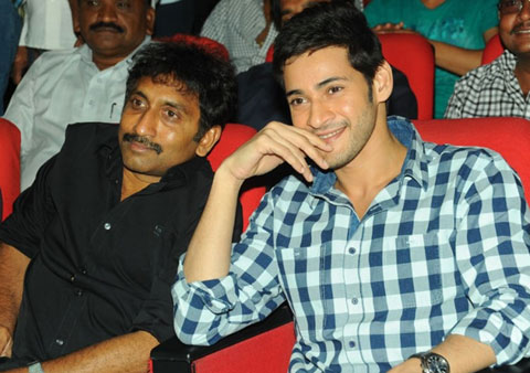 urstrulyMaxDHFM's tweet photo. happy birthday to blockbuster director @SreenuVaitla garu 🥳

wishing you much more success, good health, smile, peace, happiness forever sir 😍

#HBDSrinuVaitla #MaheshBabu @urstrulyMahesh https://t.co/IoCXWA1xGd