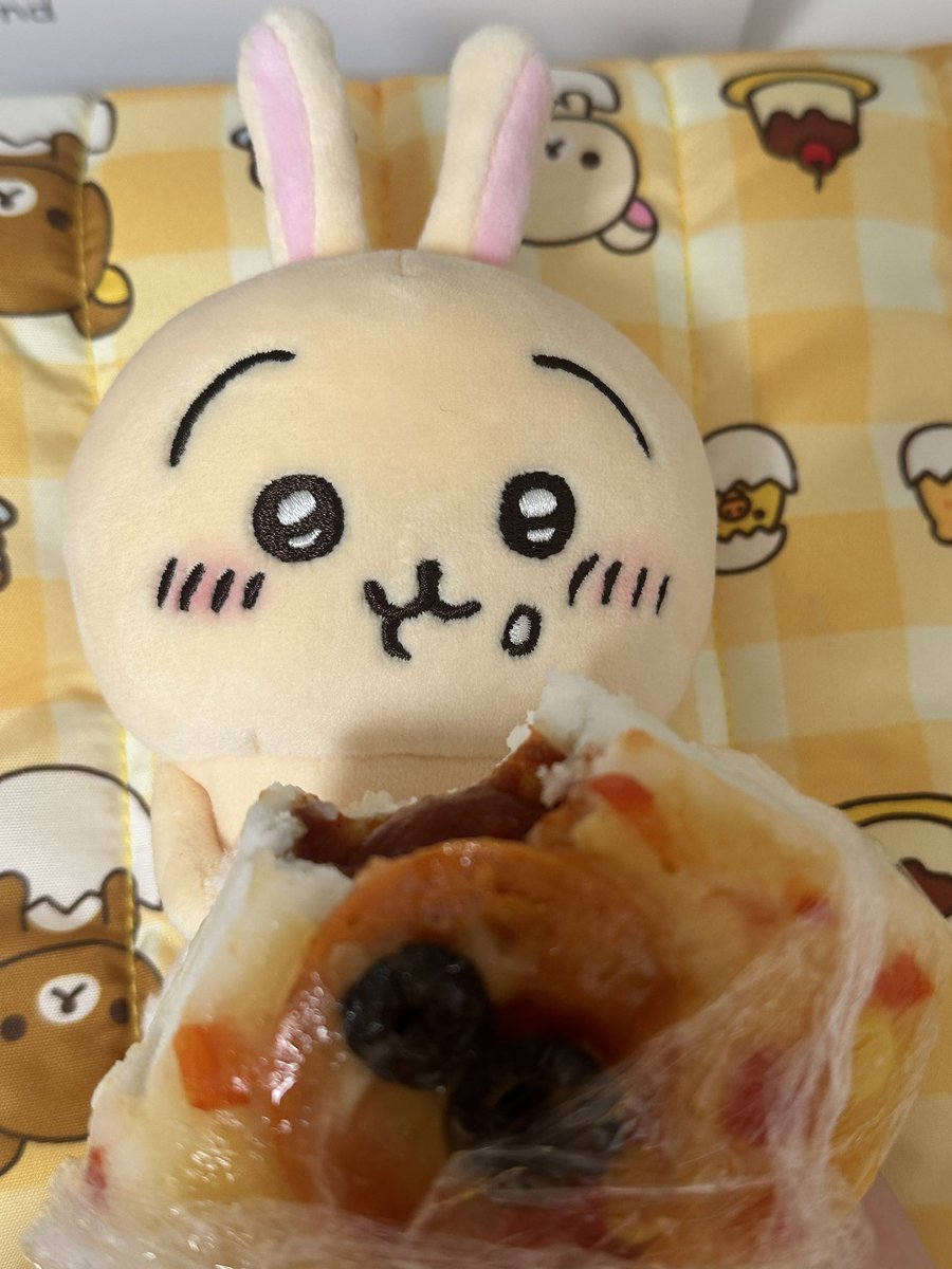 eun1284002's tweet photo. 푸륏. (피자설기 존맛이란 뜻) https://t.co/9Ue1OuJRYe