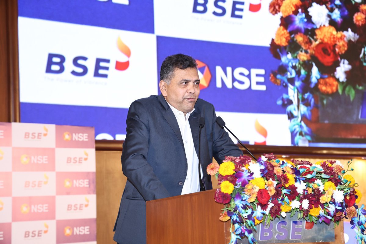 NSEIndia's tweet photo. We are listed!

National Stock Exchange of India Limited (NSE) is India's largest stock exchange and one of the world's leading multi-asset exchange platforms. NSE provides a vertically integrated ecosystem comprising trading, clearing, settlement, listing, market data, index services, and regulatory oversight across multiple asset classes, including equities, derivatives, currency derivatives, commodities, debt securities, and mutual funds. The Public issue was of INR 22,562 cr.

#NSEIndia #listing #IPO #StockMarket #ShareMarket #NationalStockExchangeOfIndiaLtd @ashishchauhan 

(1/2)