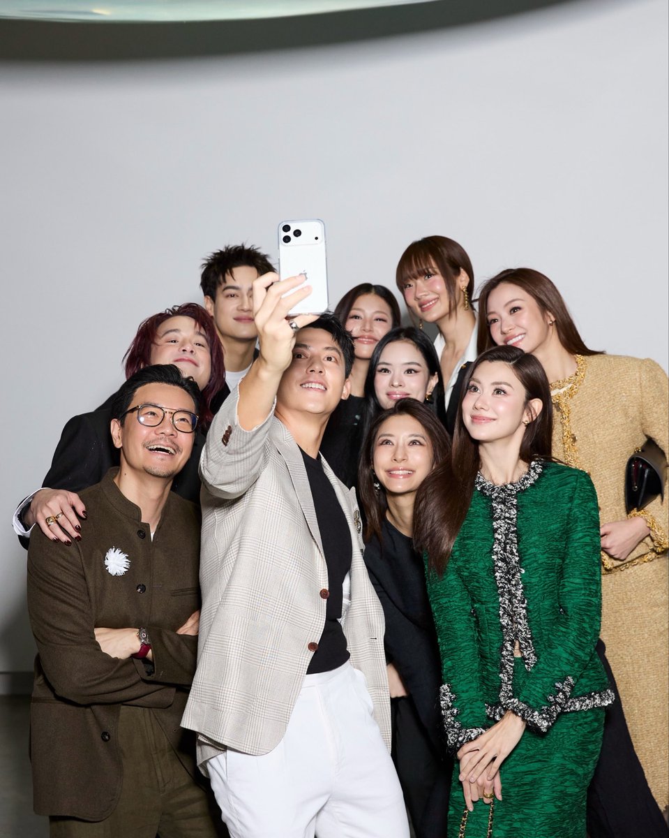 miunatsha_fans's tweet photo. IG POST] 260924
mmiunatshaa : A special evening celebrating the CHANEL Gateway Commission by CHANEL Culture Fund at Dib Bangkok, featuring artist Nawin Nuthong as the first commissioned artist in Southeast Asia🤍 @.chanelofficial

#CHANELCultureFund #CHANELGatewayCommission #DibBangkok #MiuNatsha #หมิวณัชชา