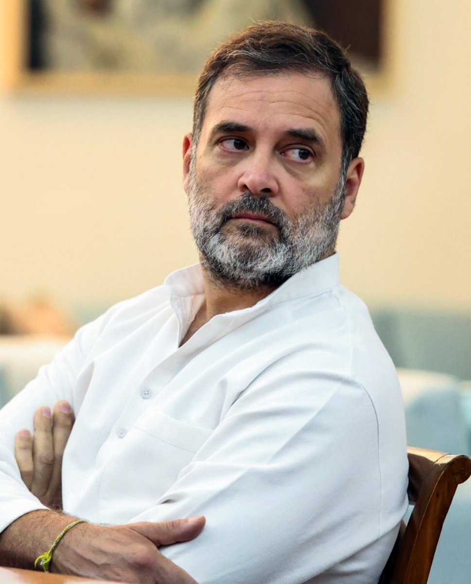 ambedkariteIND's tweet photo. Rahul Gandhi speaks to IIT Bombay student Sahil Wakode’s family and assures them of all possible support in their fight for justice.

But, Congress national spokesperson Dr. Shama Mohamed had publicly stated: “In this suicide, I stand with Professor Doolla". https://t.co/LHbjZtNLKA