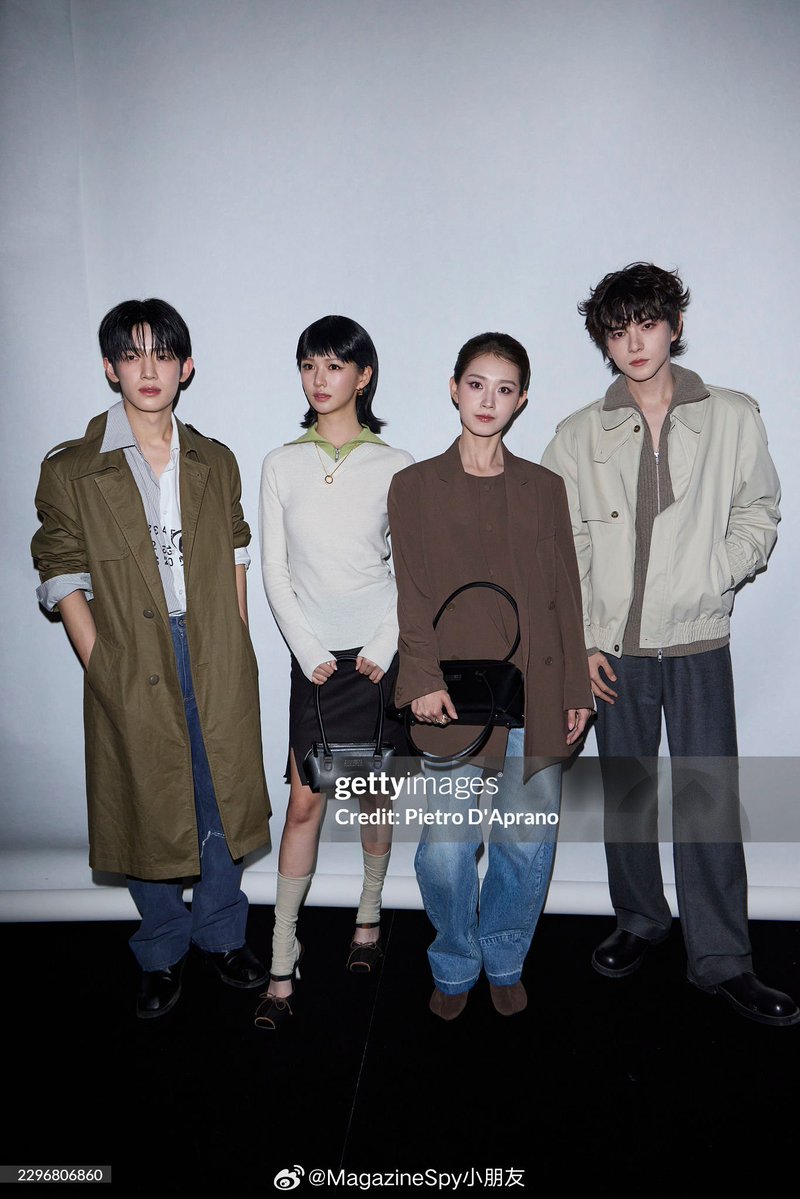 hannawithanh_'s tweet photo. HOLY FACE CARD

#MM6XLyuSitong 
#AylioMFWSS27 
#LyuSiTong https://t.co/rHpWiKywmk