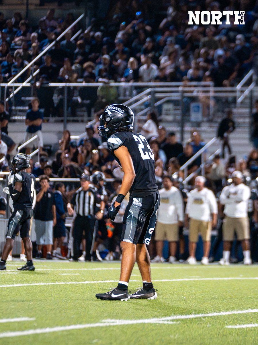 northvue's tweet photo. Braves vs Big Red 

No. 9 Ranked National Powerhouse St. John Bosco battled against the Kahuku Red Raiders after 3 years in the making. Read more on our website: https://t.co/AH9SMhoHlI https://t.co/X1KUnlZDVm