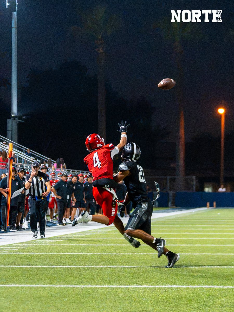 northvue's tweet photo. Braves vs Big Red 

No. 9 Ranked National Powerhouse St. John Bosco battled against the Kahuku Red Raiders after 3 years in the making. Read more on our website: https://t.co/AH9SMhoHlI https://t.co/X1KUnlZDVm