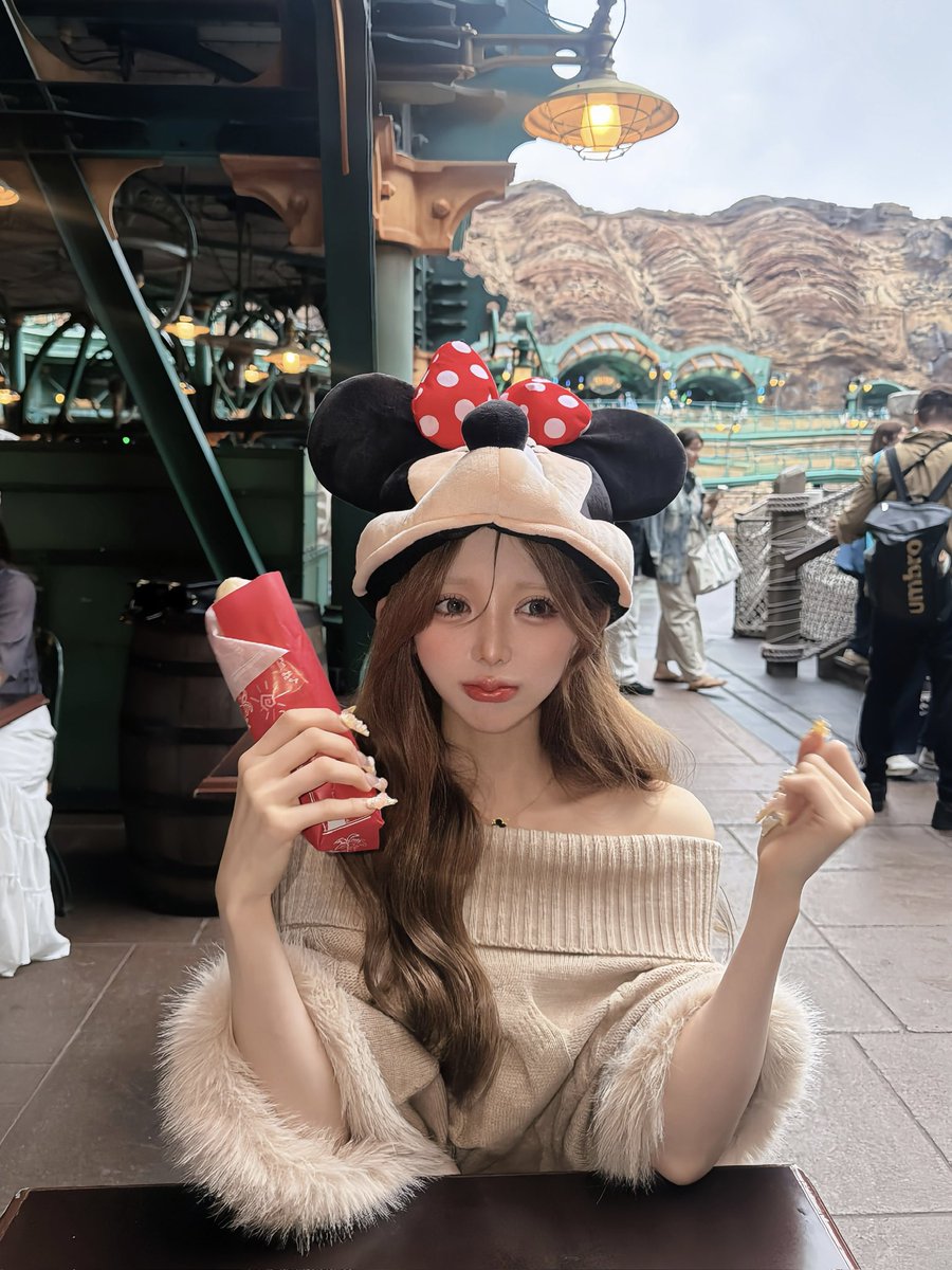 wanwanshuuchan's tweet photo. SHEINがあればワンホンちゃんにもなれるのだ‼️

腕が出るからこれは春か寒くなりすぎる前の秋にオヌヌメ https://t.co/MDrMzcrfIh