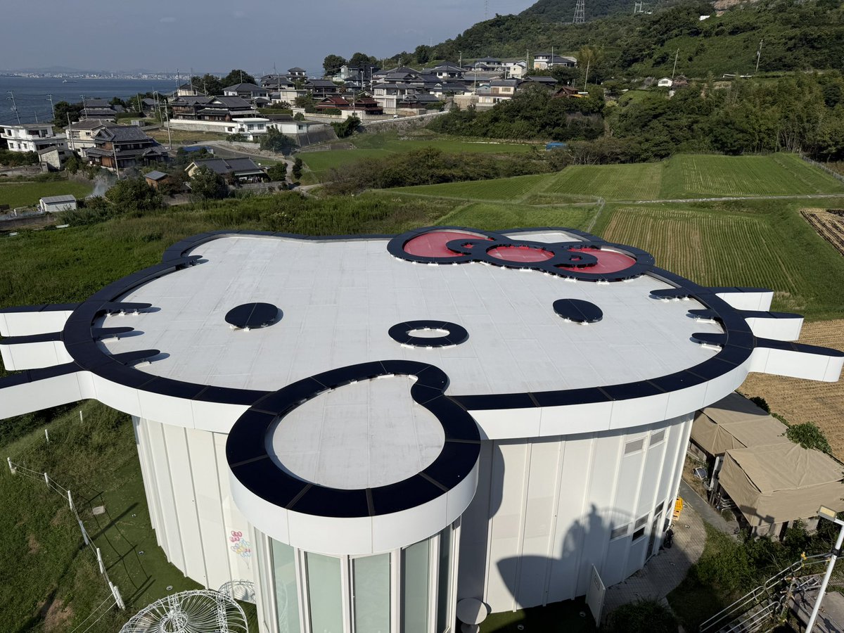 reipyon_0901's tweet photo. 淡路島ハロー��ティアップルランド https://t.co/9Rtm2GD7t3