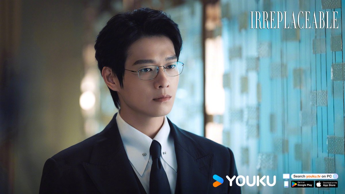YoukuOfficial's tweet photo. #Irreplaceable Doing the work that matters in their own roles, finding their direction with every choice they make. In the workplace, the path ahead is theirs to shape.
Lead Starring: #ZhaoJinmai #WeiDaxun
Special Appearances: #WangQiang #Ice #YangLe #ZhouQi #HuYixuan 

#无可替代 （按姓氏笔画排序）：#赵今麦 #魏大勋 
（按姓氏笔画排序）：#王锵 陈东（ #白冰 ） #杨玏 #周奇 #胡意旋

#YOUKU #优酷