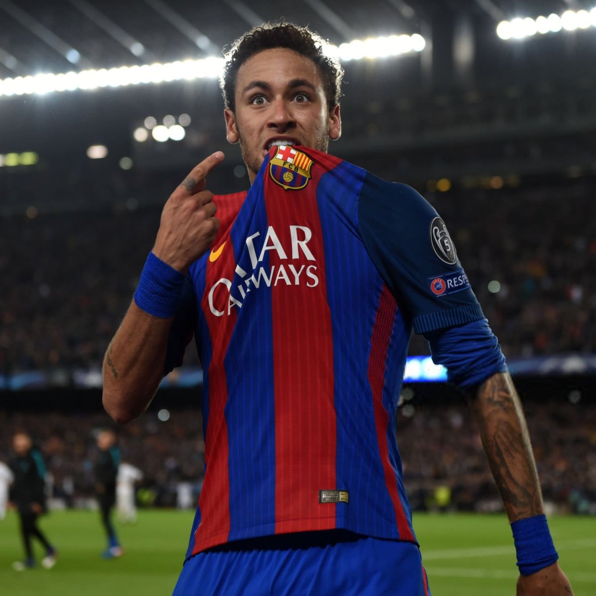 BarcaUniversal's tweet photo. 🚨 Thiago Alcantara: "Oh man, I just wish Neymar had stayed at Barcelona... If he had stayed, what a story that would have been."

"He was AMAZING. DIFFERENT. Control with both feet, brilliant at set pieces, goalscorer... He was COMPLETE." https://t.co/xZko5N4MX3