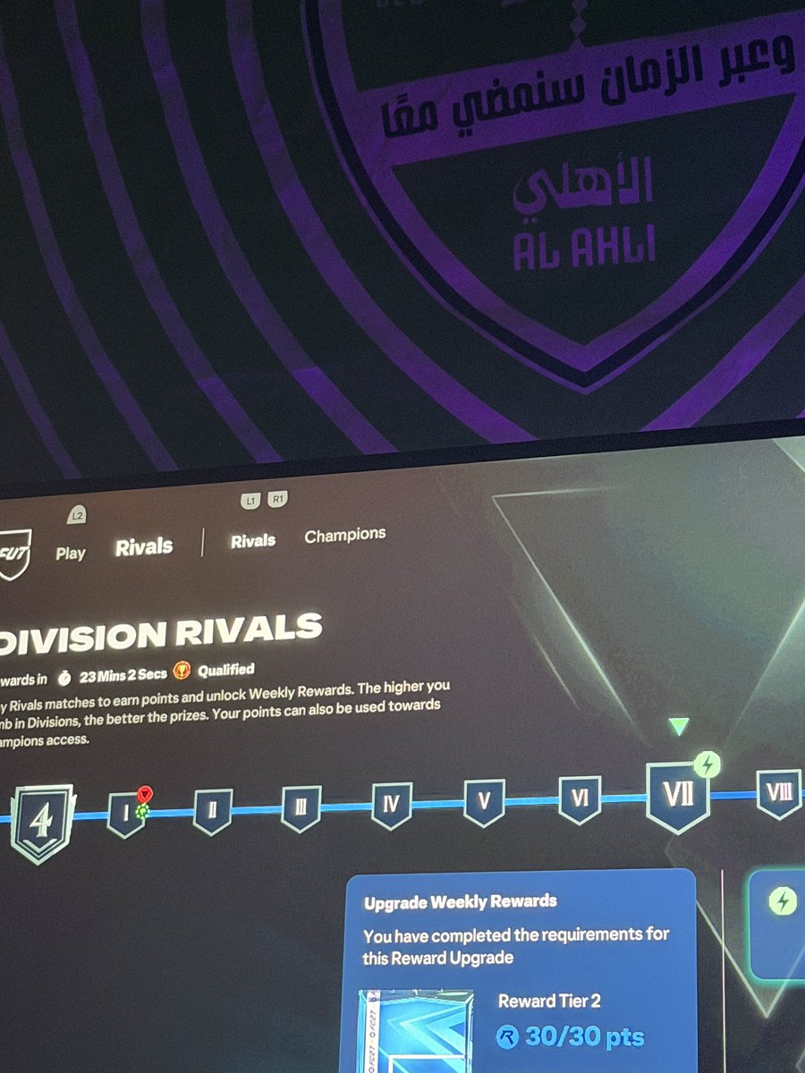 SaaSaa1032501's tweet photo. @sckiler معلق وكنت قدام اسوي بس والله مو طبيعي الي يصير افوز قيم اخسر قيم بعدها فزت قيم وخسرت قيمين https://t.co/yTbAiMre2A